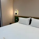 Villa24 Apartahotel 3*