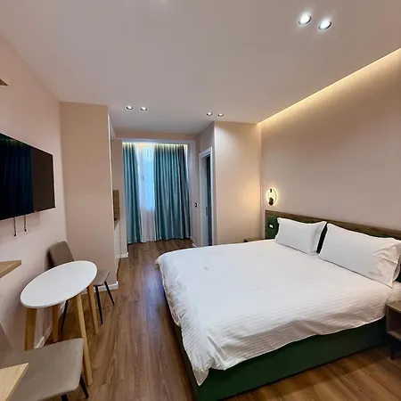 Apart Otel Villa24 Avlonya