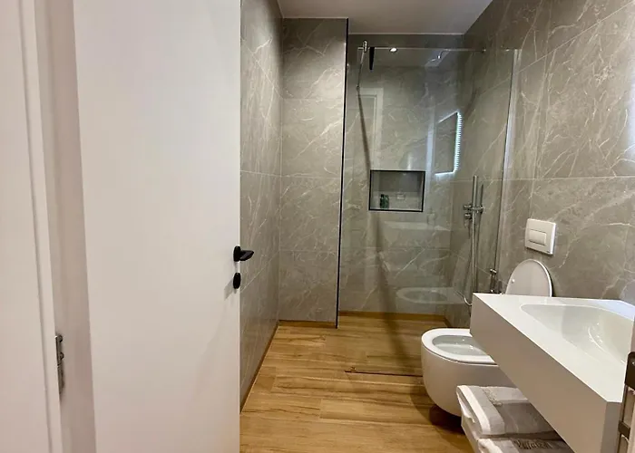 Villa24 아파트호텔 Vlorë