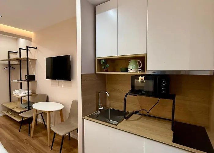 Villa24 아파트호텔 Vlorë